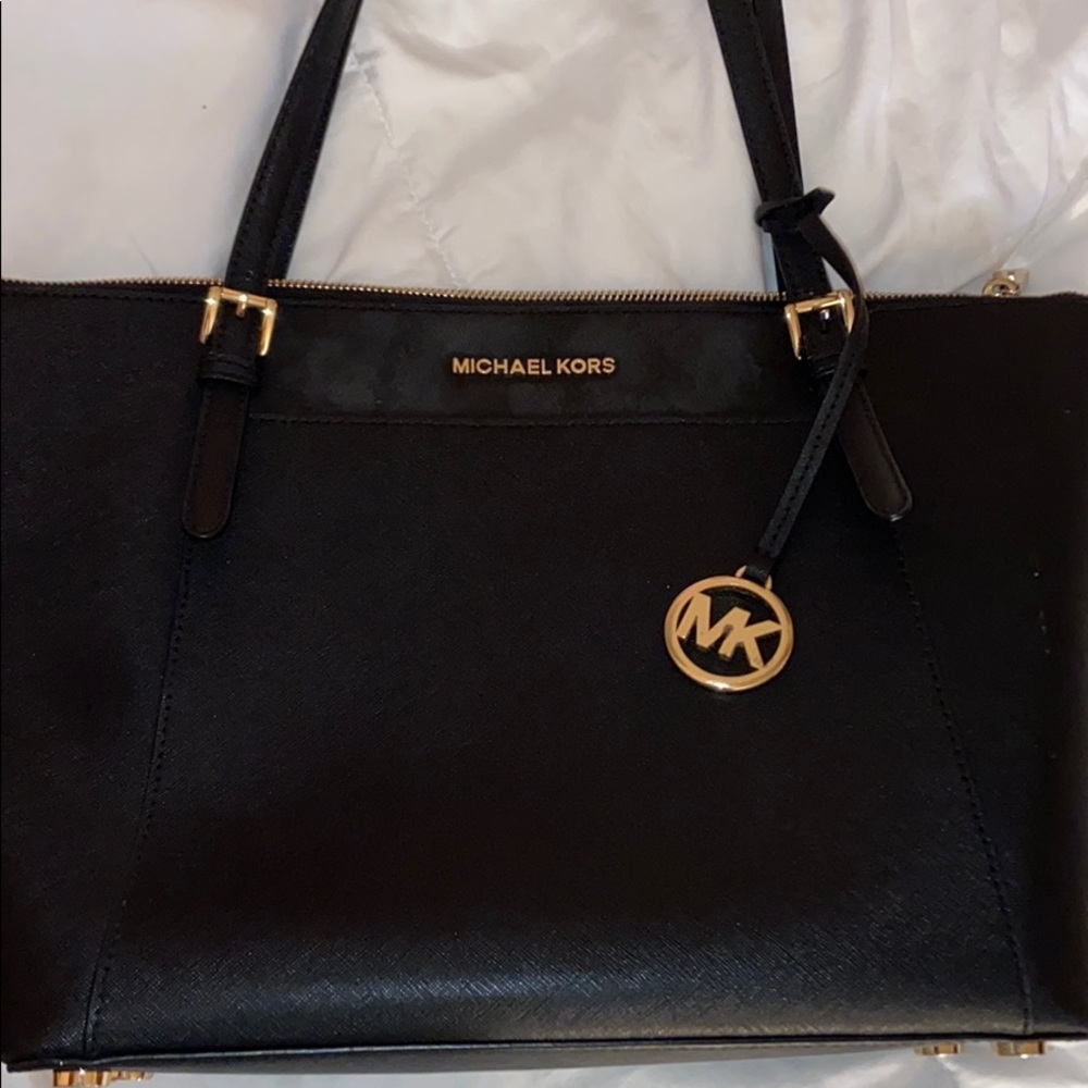 Tote and wallet